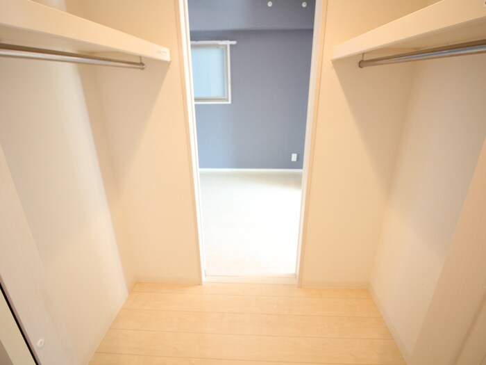 物件内観写真15　(収納)