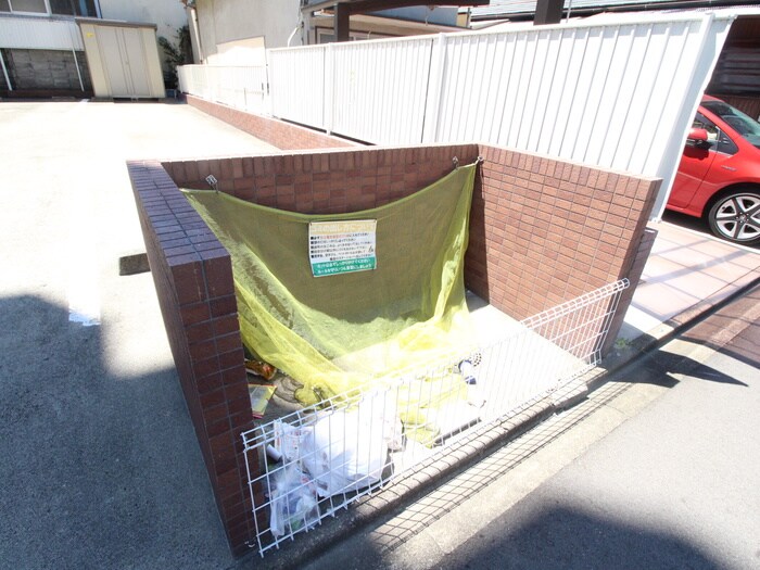 物件外観写真6　(建物設備)