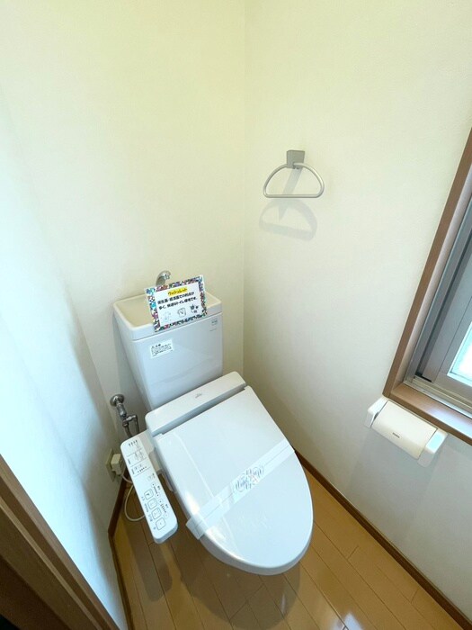 物件内観写真13　(トイレ)