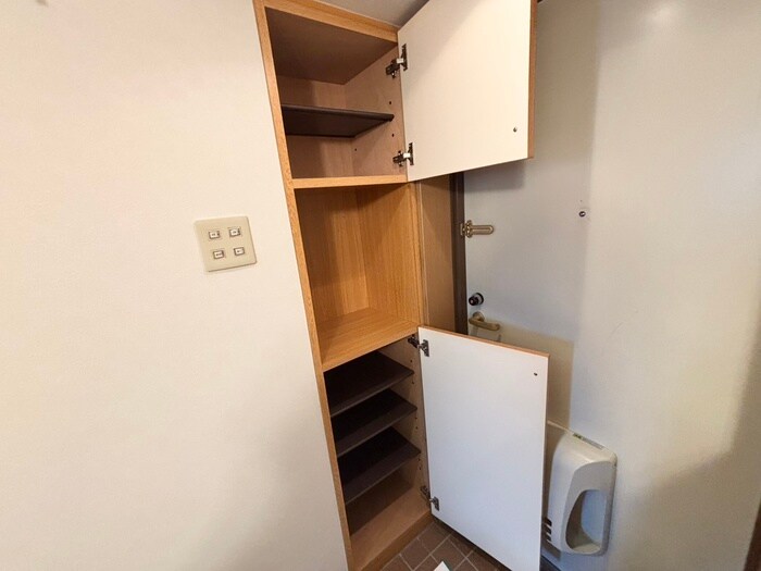物件内観写真19　(靴箱)