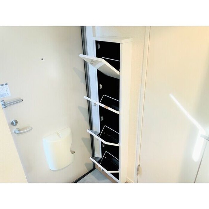 物件内観写真15　(靴箱)