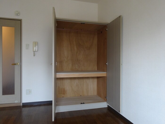 物件内観写真9　(収納)