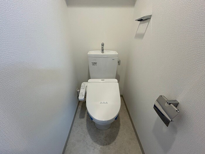 物件内観写真12　(トイレ)