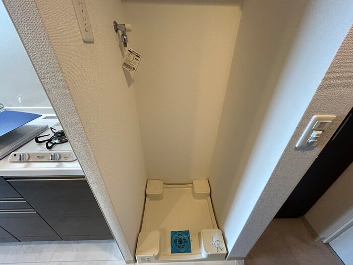 物件内観写真18　(洗濯機置場)