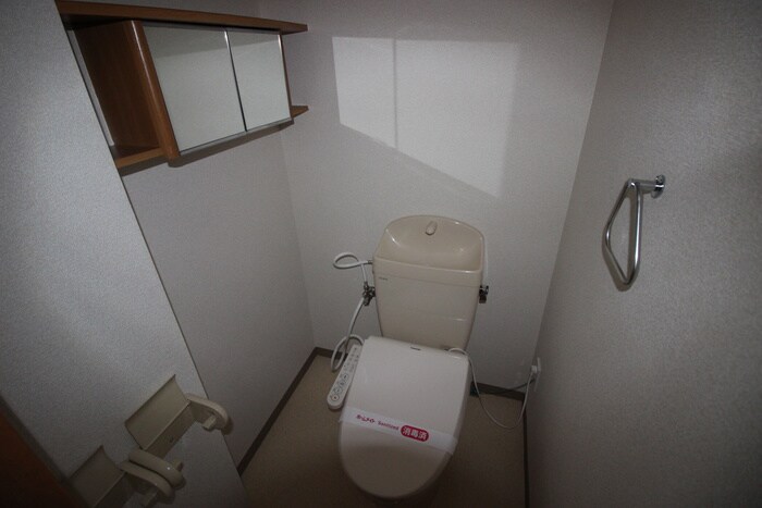 物件内観写真9　(トイレ)