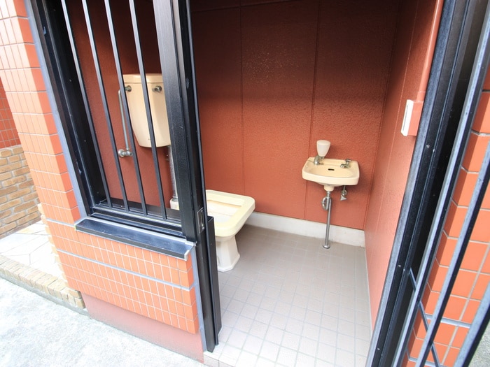 物件外観写真6　(建物設備)