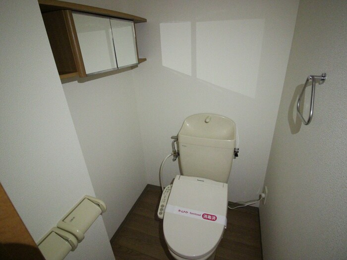 物件内観写真14　(トイレ)
