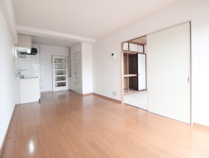 物件内観写真7　(居室)