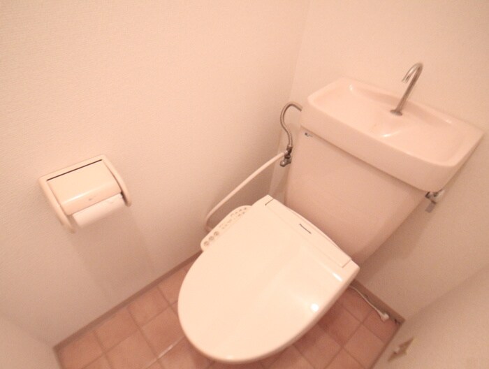 物件内観写真15　(トイレ)