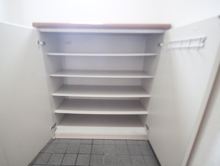 物件内観写真19　(靴箱)