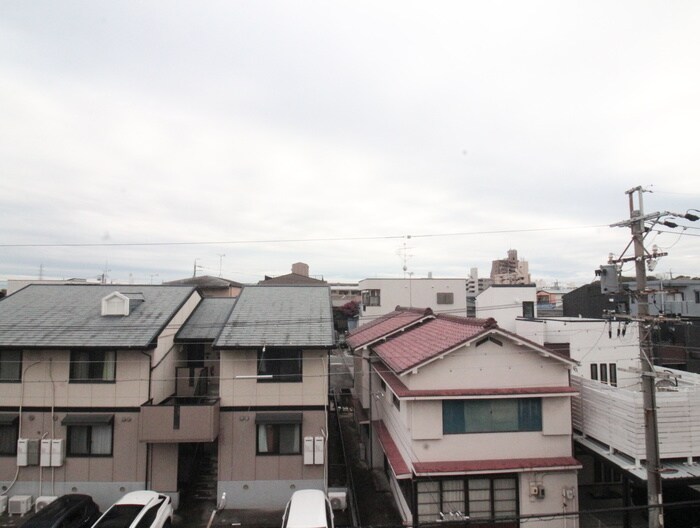 物件内観写真20　(室内からの展望)