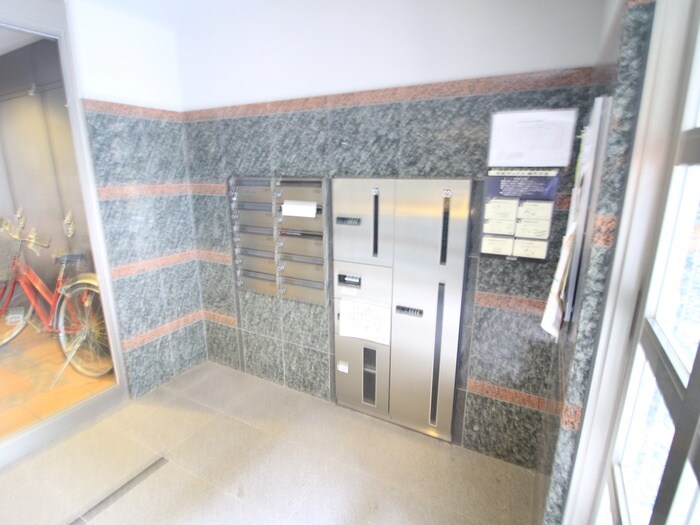 物件外観写真5　(建物設備)