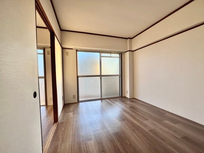 物件内観写真9　(居室)