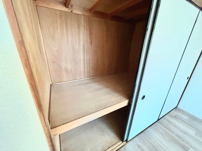 物件内観写真11　(収納)