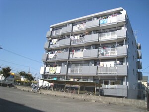 第６グランドハイツ服部外観写真