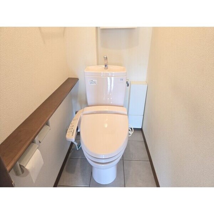 物件内観写真13　(トイレ)