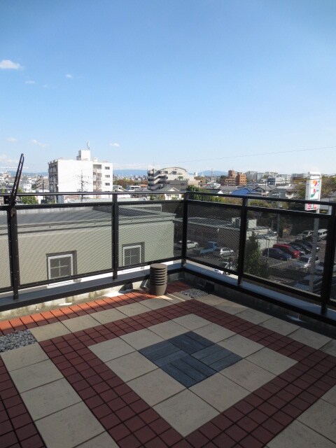 物件内観写真16　(室内からの展望)