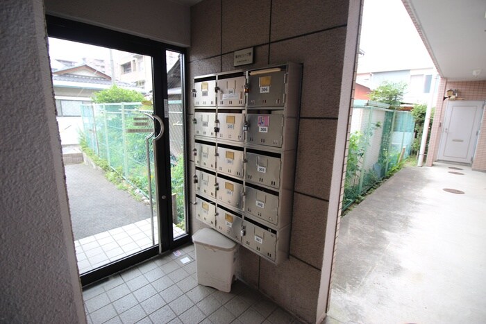 物件外観写真6　(建物設備)