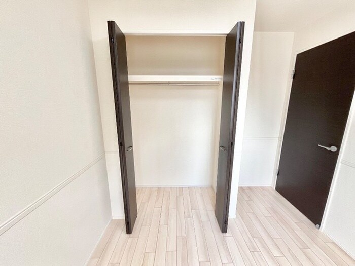 物件内観写真4　(収納)