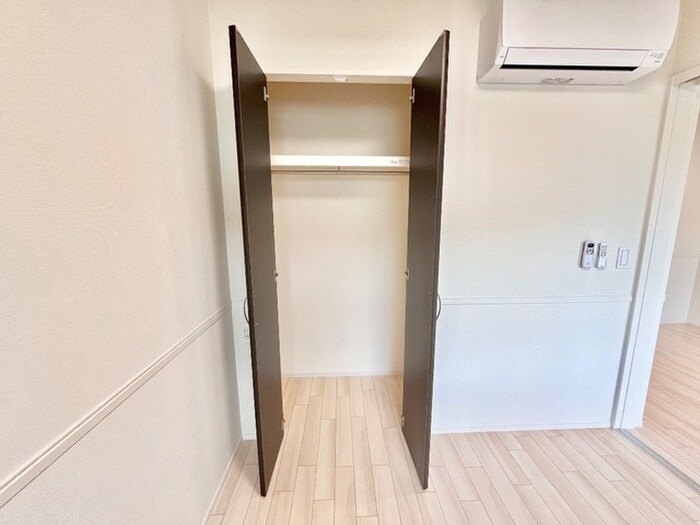 物件内観写真4　(収納)