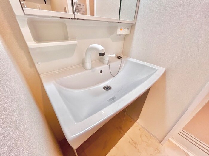 物件内観写真7　(洗面)