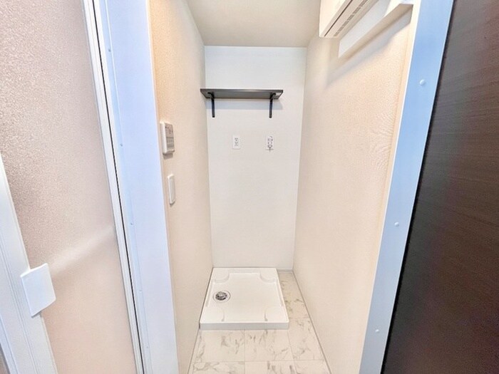 物件内観写真8　(洗面)