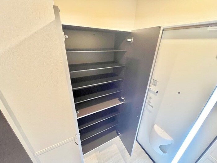 物件内観写真14　(靴箱)