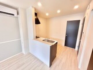 物件内観写真16　(居室)