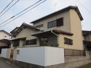 鳴海町三高根貸家外観写真