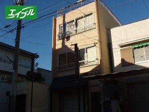 グランディア苗代外観写真