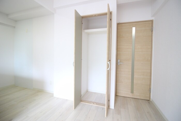 物件内観写真9　(収納)