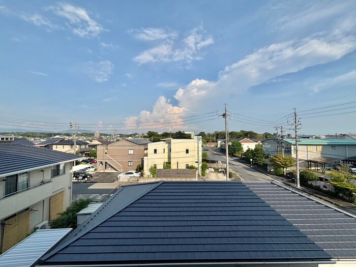 物件内観写真15　(室内からの展望)