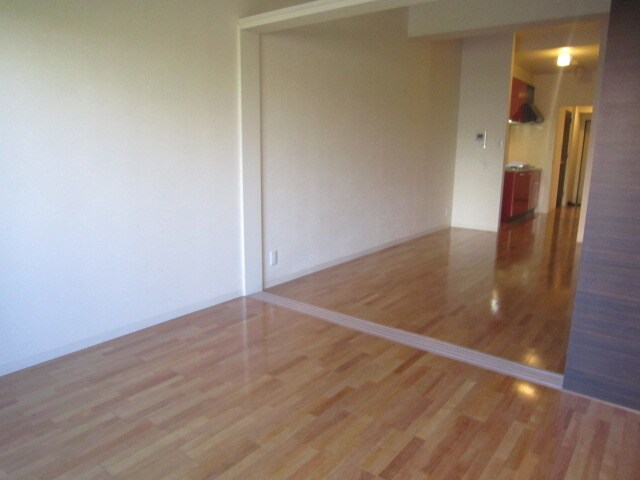 物件内観写真10　(居室)