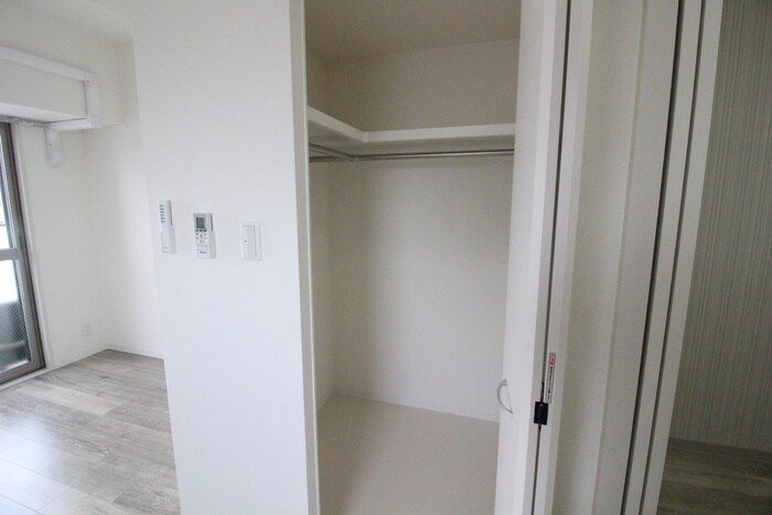物件内観写真12　(収納)