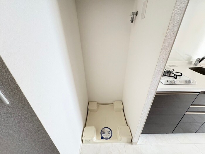 物件内観写真17　(洗濯機置場)