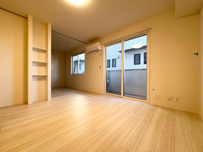 物件内観写真7　(居室)