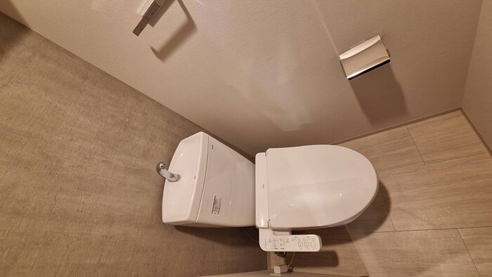 物件内観写真9　(トイレ)