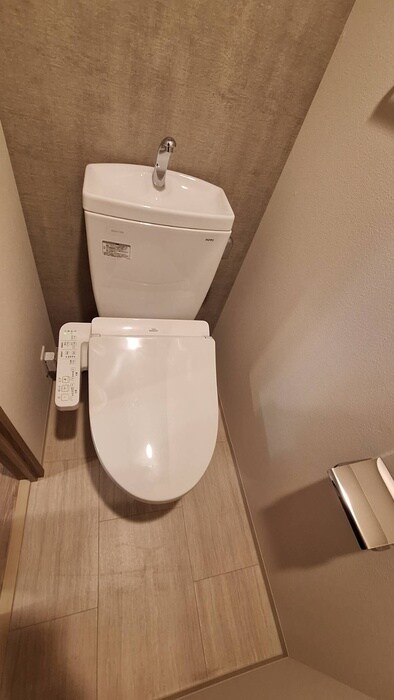 物件内観写真9　(トイレ)