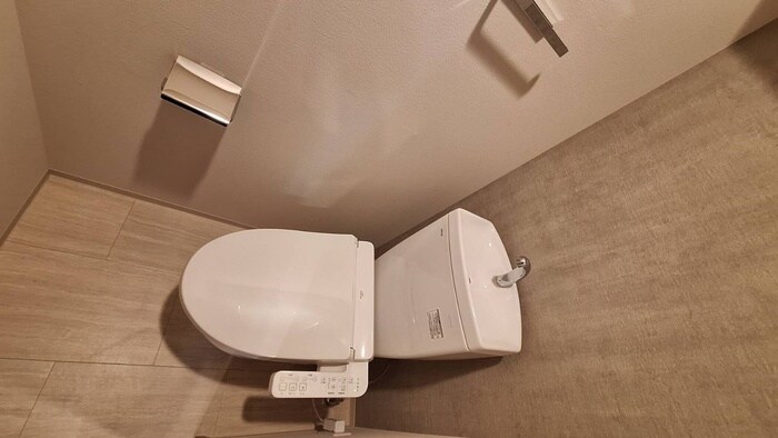 物件内観写真9　(トイレ)