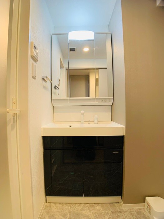 物件内観写真10　(洗面)