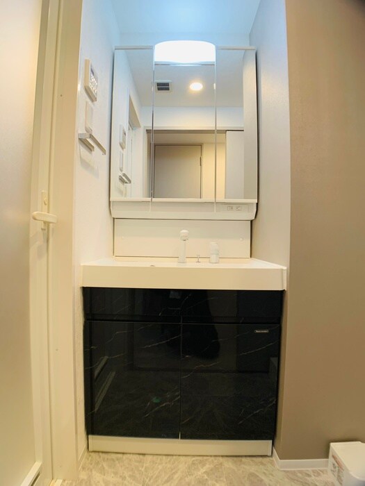 物件内観写真10　(洗面)