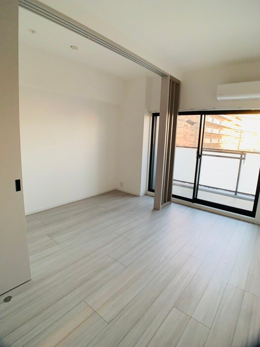 物件内観写真15　(居室)