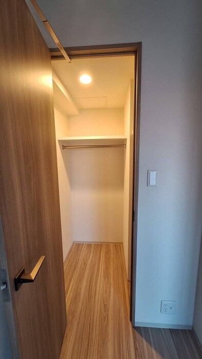 物件内観写真16　(収納)