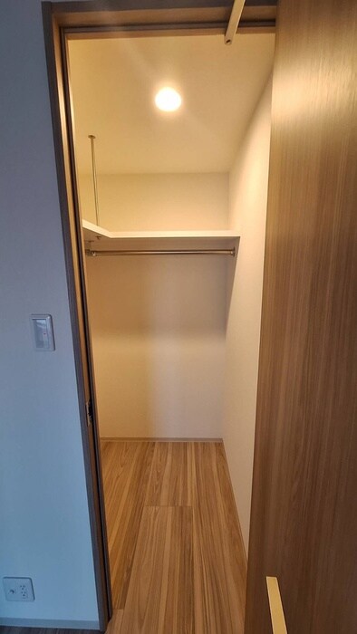 物件内観写真18　(収納)