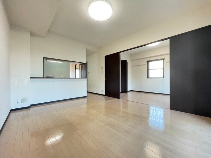 物件内観写真8　(居室)