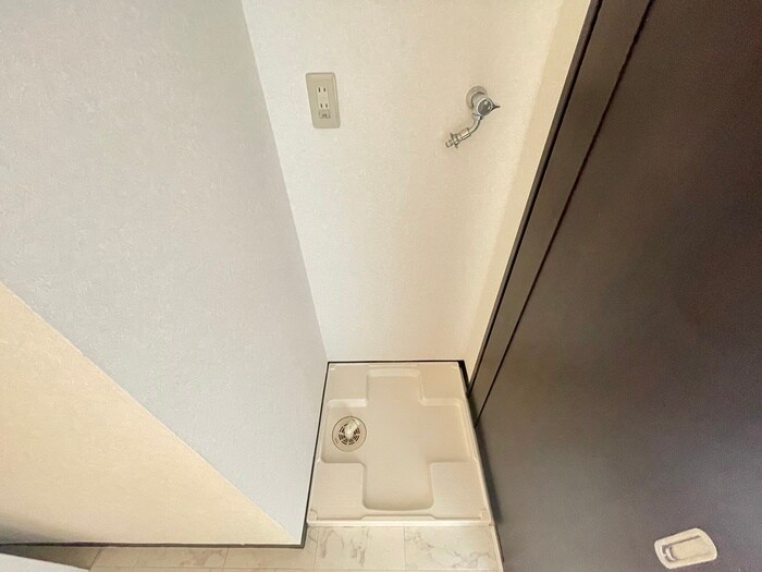 物件内観写真19　(洗濯機置場)