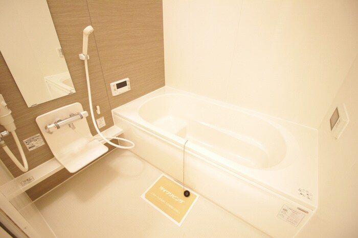 物件内観写真10　(バス／シャワールーム等)