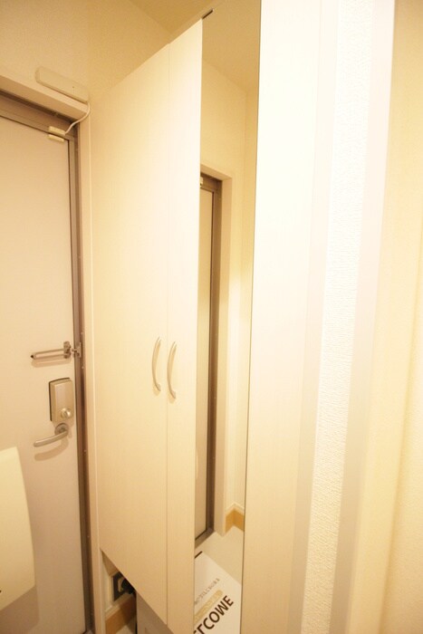 物件内観写真15　(靴箱)