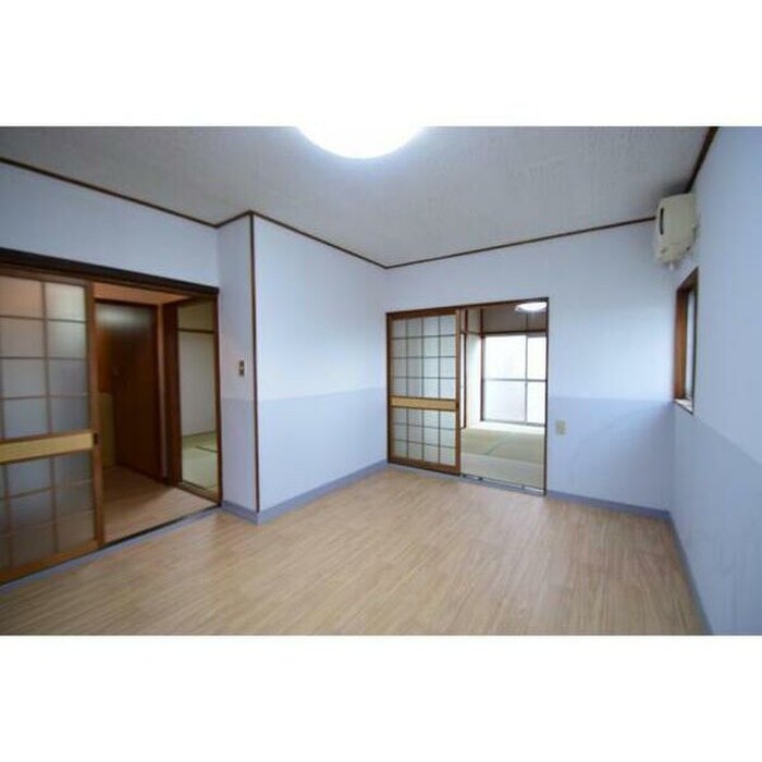 物件内観写真5　(居室)