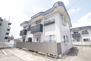 サンパレス岩倉Ａ外観写真